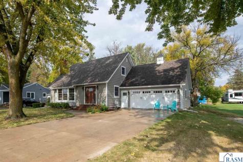 521 NE 7th Avenue Waseca MN 56093