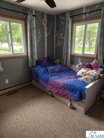 1615 Sunset Avenue New Ulm MN 56073