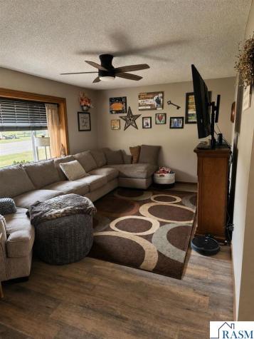 1615 Sunset Avenue New Ulm MN 56073