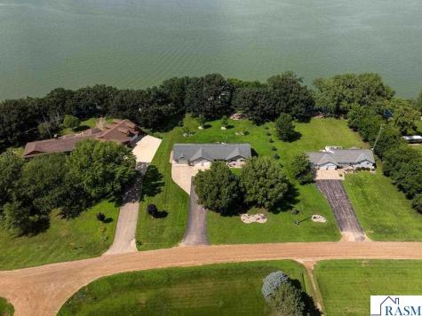 4 S Fox Lake Drive Sherburn MN 56171