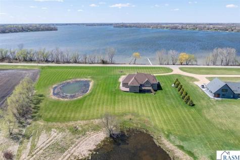 22643 Oriole Circle Madison Lake MN 56063