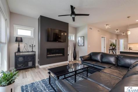 1929 Lexington Lane North Mankato MN 56003