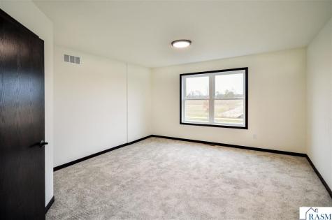 2105 Lunden Street St. Peter MN 56082
