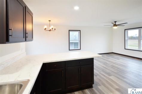 2105 Lunden Street St. Peter MN 56082