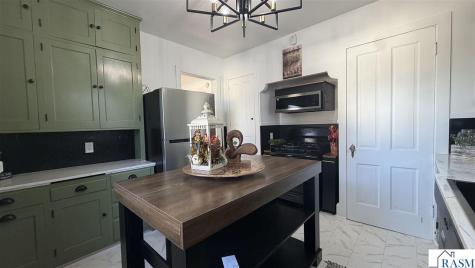 918 N 4th Street Mankato MN 56001