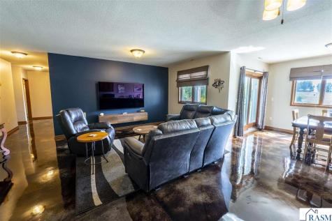 864 Goves Way Madelia MN 56062