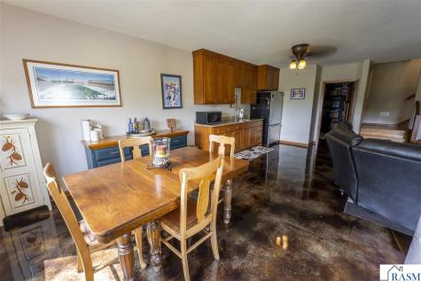 864 Goves Way Madelia MN 56062