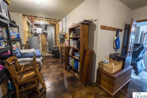 864 Goves Way Madelia MN 56062