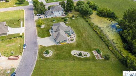864 Goves Way Madelia MN 56062