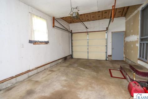 916 SW Fifth Street Waseca MN 56093