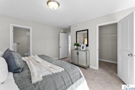 2025 Aster Lane Mankato MN 56001