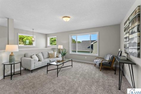 2025 Aster Lane Mankato MN 56001