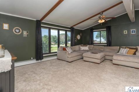 712 Pine Street Nicollet MN 56074