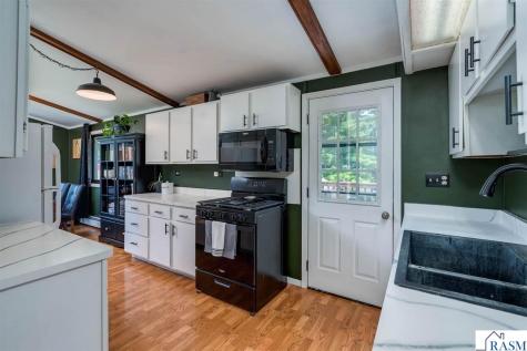 712 Pine Street Nicollet MN 56074
