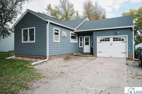 313 E Willis Street Elmore MN 56027