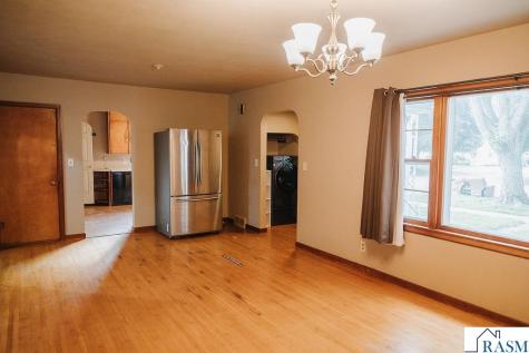 313 E Willis Street Elmore MN 56027