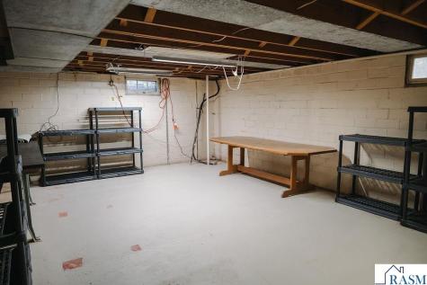 313 E Willis Street Elmore MN 56027