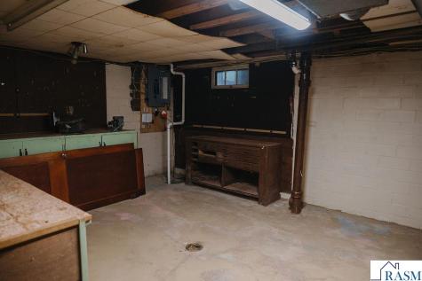 313 E Willis Street Elmore MN 56027