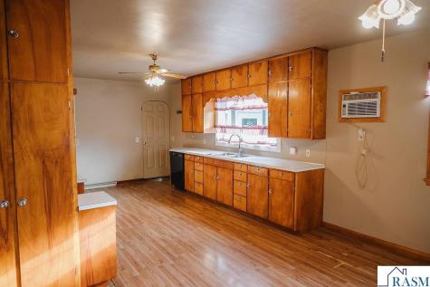 313 E Willis Street Elmore MN 56027