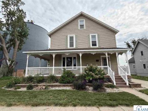 136 1st Avenue Alden MN 56009