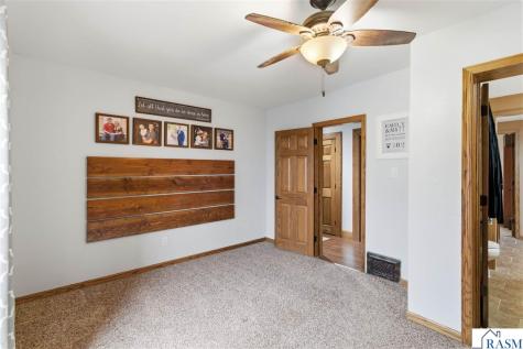 136 1st Avenue Alden MN 56009
