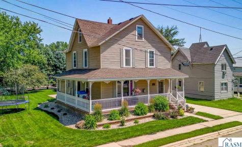 136 1st Avenue Alden MN 56009