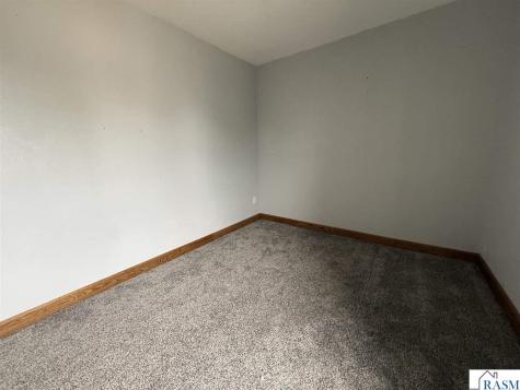 136 1st Avenue Alden MN 56009