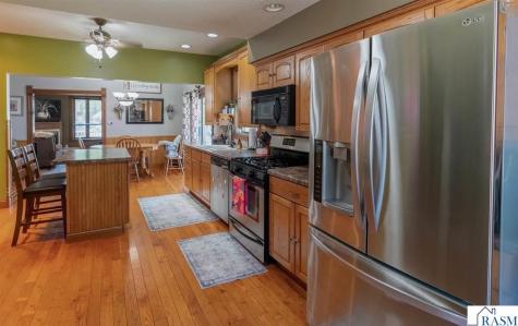 136 1st Avenue Alden MN 56009