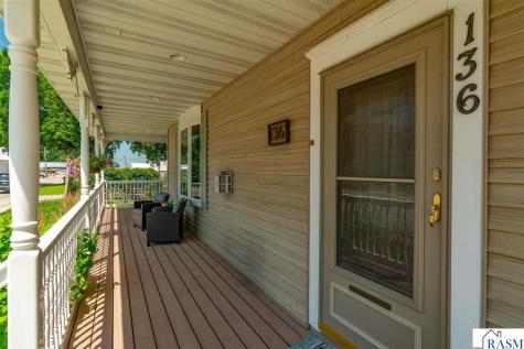 136 1st Avenue Alden MN 56009