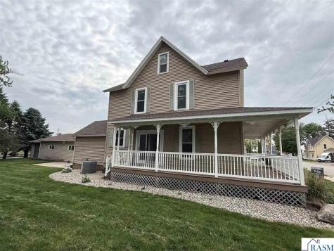 136 1st Avenue Alden MN 56009