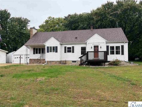 993 250th Street Ormsby MN 56162