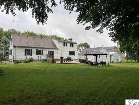 993 250th Street Ormsby MN 56162