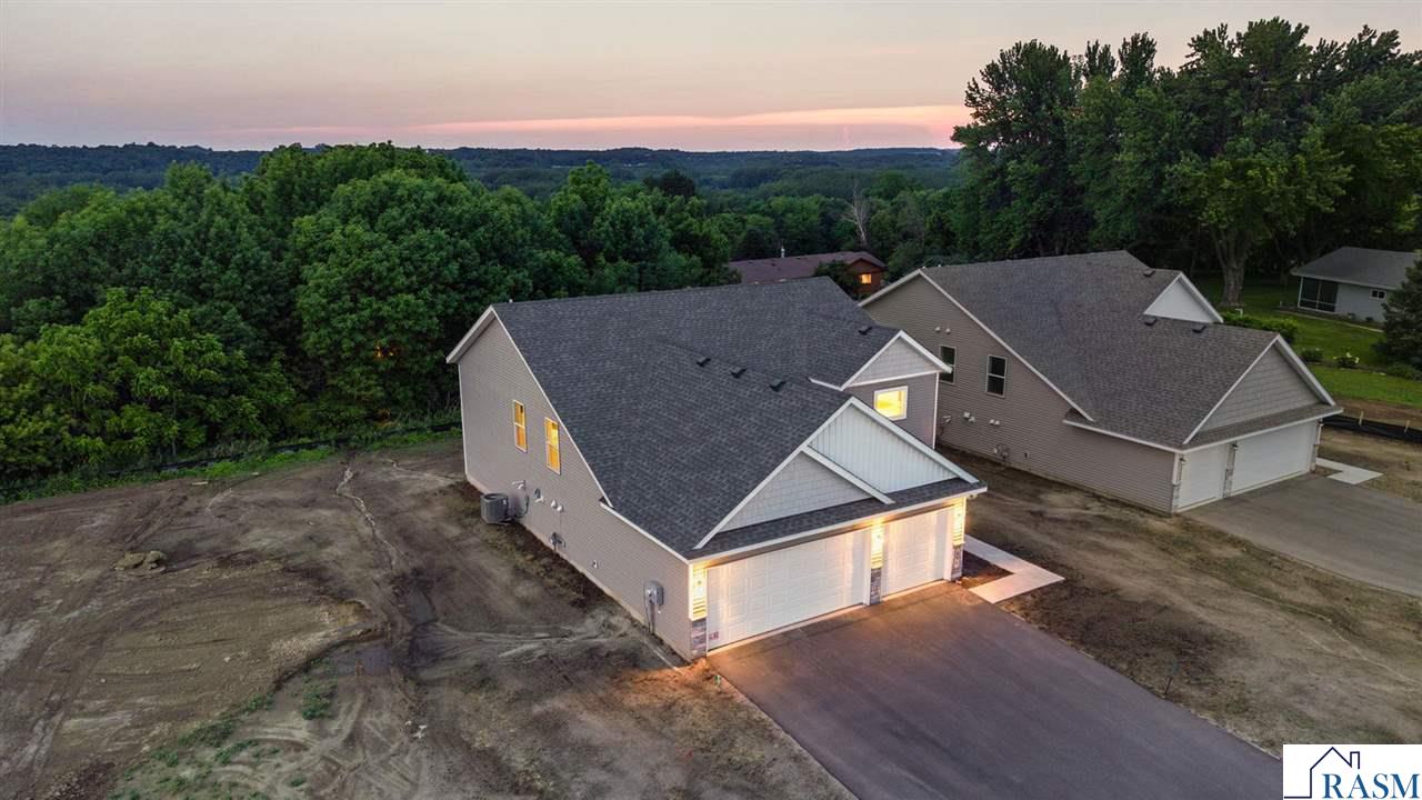 2257 Fairbanks Drive North Mankato MN 56003
