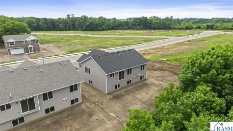2257 Fairbanks Drive North Mankato MN 56003