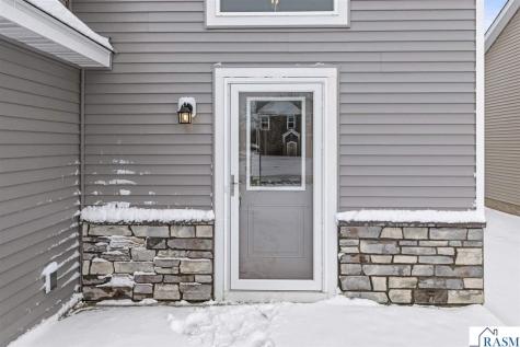 2257 Fairbanks Drive North Mankato MN 56003