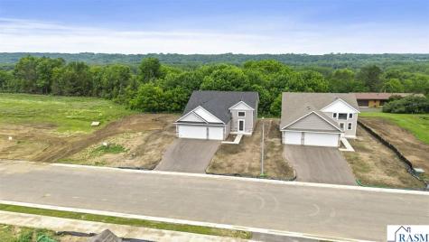2257 Fairbanks Drive North Mankato MN 56003