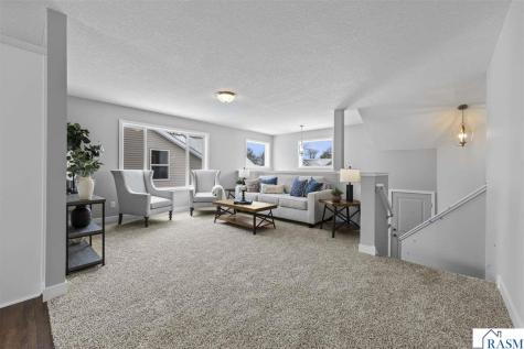 2257 Fairbanks Drive North Mankato MN 56003
