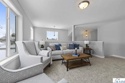 2257 Fairbanks Drive North Mankato MN 56003