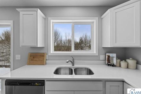 2257 Fairbanks Drive North Mankato MN 56003