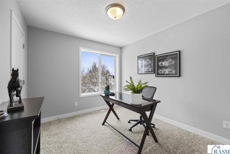 2257 Fairbanks Drive North Mankato MN 56003