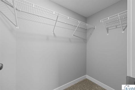 2257 Fairbanks Drive North Mankato MN 56003