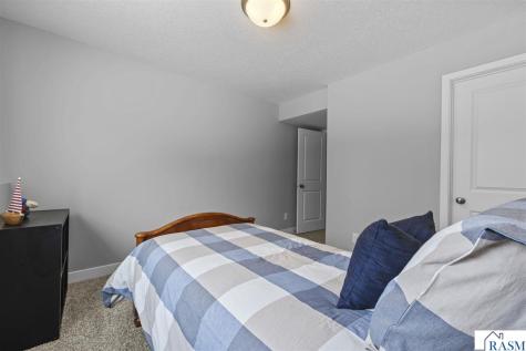 2257 Fairbanks Drive North Mankato MN 56003