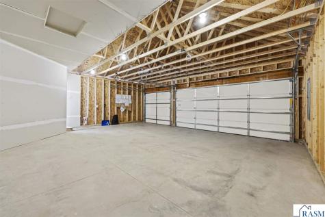 2257 Fairbanks Drive North Mankato MN 56003