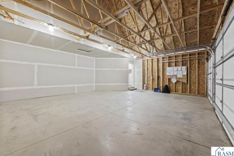 2257 Fairbanks Drive North Mankato MN 56003