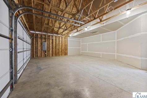 2257 Fairbanks Drive North Mankato MN 56003