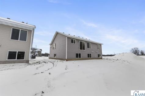 2257 Fairbanks Drive North Mankato MN 56003