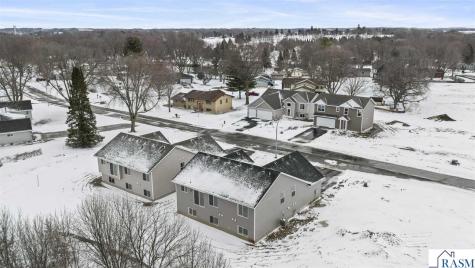 2257 Fairbanks Drive North Mankato MN 56003