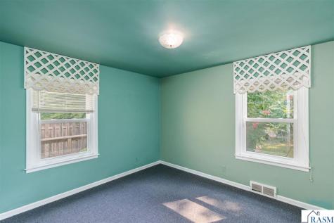 113 Hazel Street Mankato MN 56001
