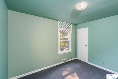 113 Hazel Street Mankato MN 56001