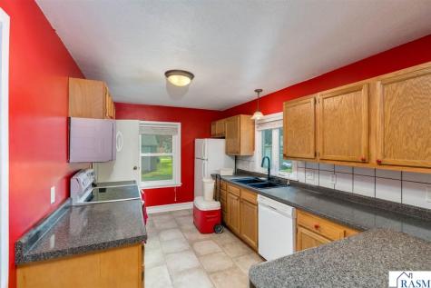 113 Hazel Street Mankato MN 56001